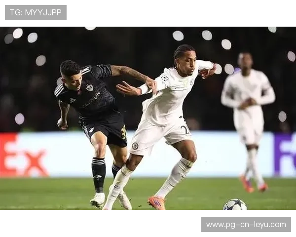 切尔西爆冷2-2战平卡拉巴赫，欧冠小组赛形势复杂，切尔西巴塞罗那欧冠